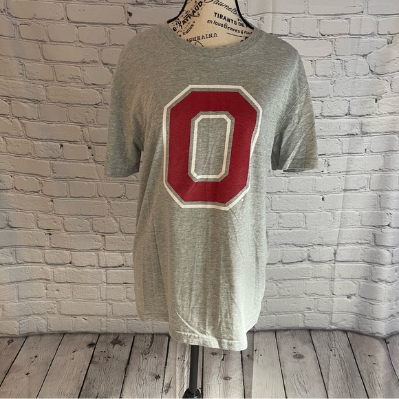 The Ohio State University Short Sleeve Crew Neck Pullover Graphic O Tee Sz M - Picture 1 of 8